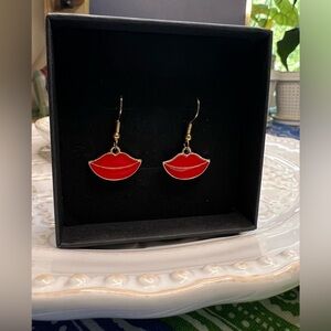 Red Lip Dangle Earrings Gold Tone – Fun Statement Jewelry